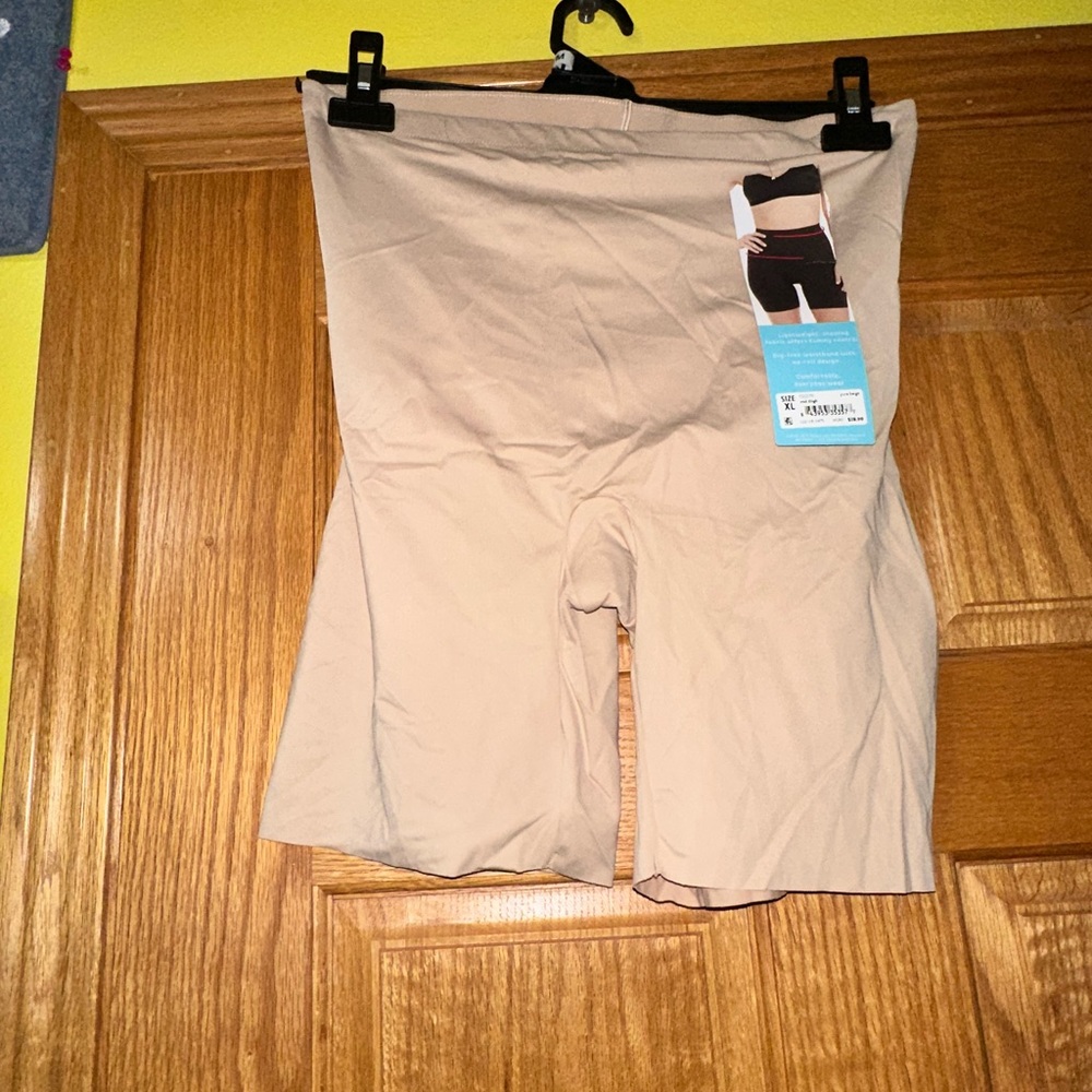 NWT Tummy Tuck